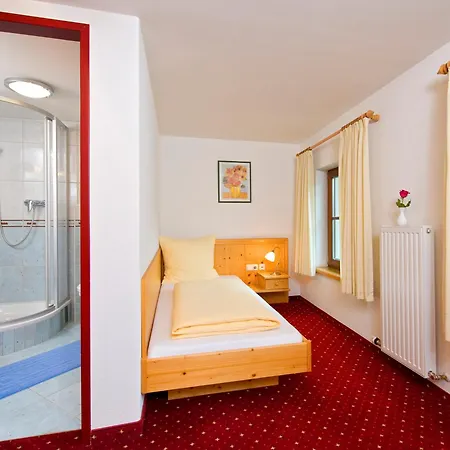 Reitlwirt 4* بريكسن ام تاله