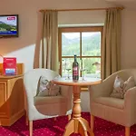 Reitlwirt Hotel