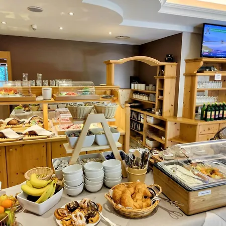 Reitlwirt Hotell Brixen im Thale