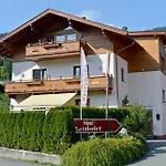 Reitlwirt Hotel